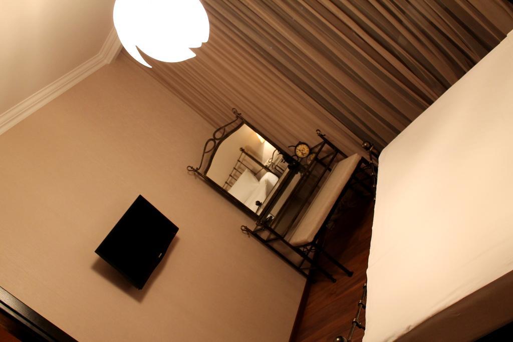 Royal Venezia Hotel Batumi Cameră foto