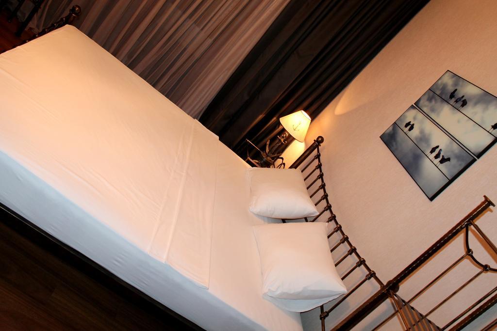 Royal Venezia Hotel Batumi Cameră foto