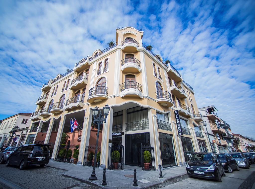 Royal Venezia Hotel Batumi Exterior foto