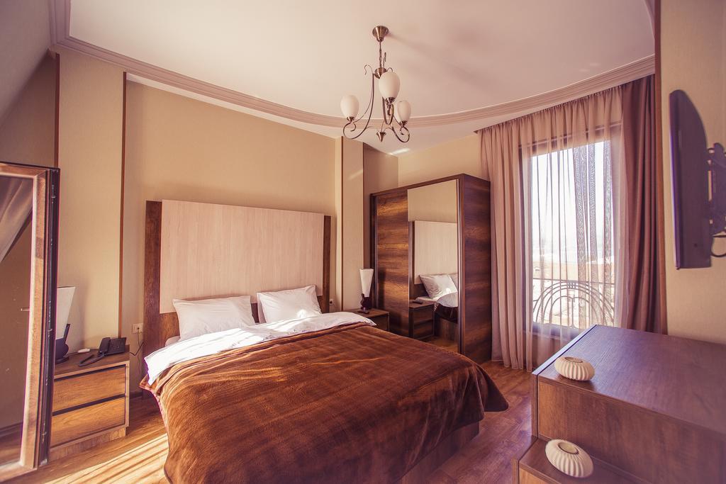 Royal Venezia Hotel Batumi Cameră foto