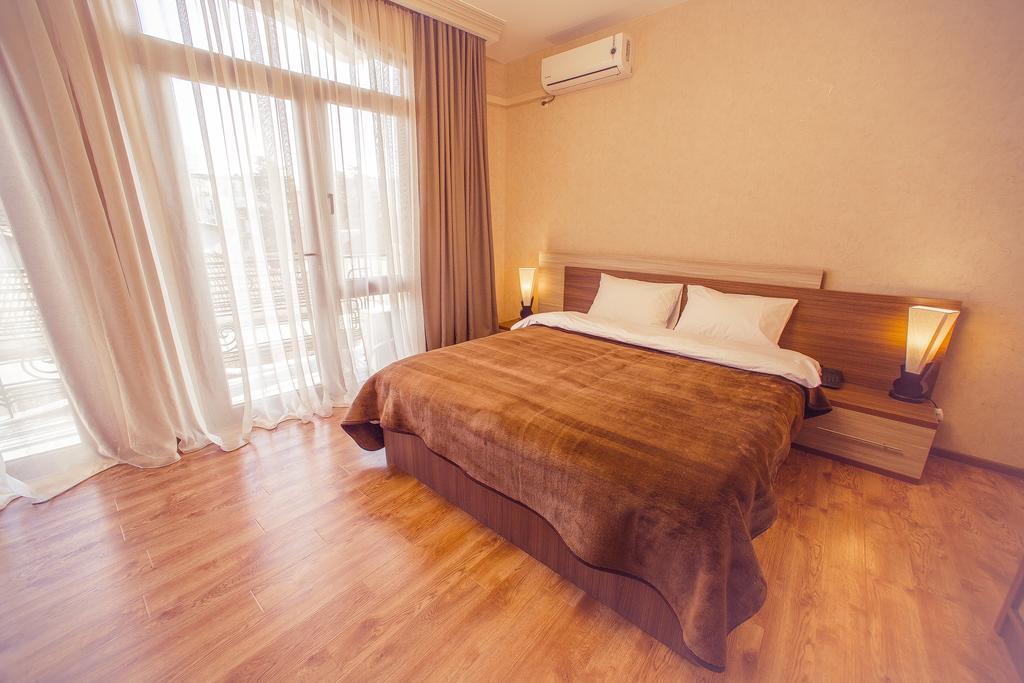 Royal Venezia Hotel Batumi Cameră foto